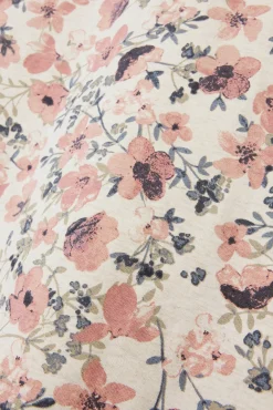 Pijama de flores para menina