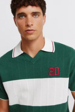 Polo desportivo com contraste