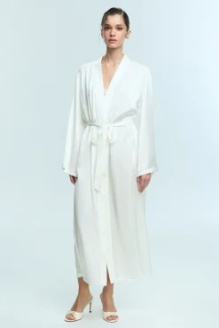 Robe comprida e cinto de cetim noiva