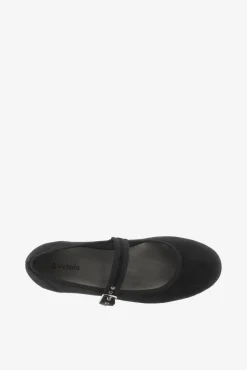 Sabrinas de veludo com fivela