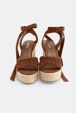 Sandalia plataforma crochet