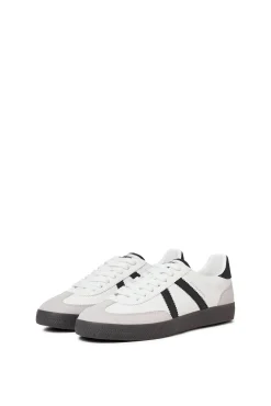 Sapatilhas de atacadores casuais