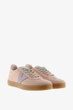 Sapatilhas de nylon e croute