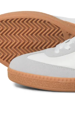 Sapatos de vestir com sola de borracha