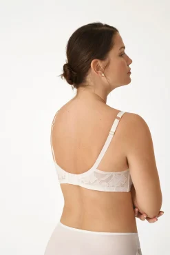 Soutien com capacidade em renda branco