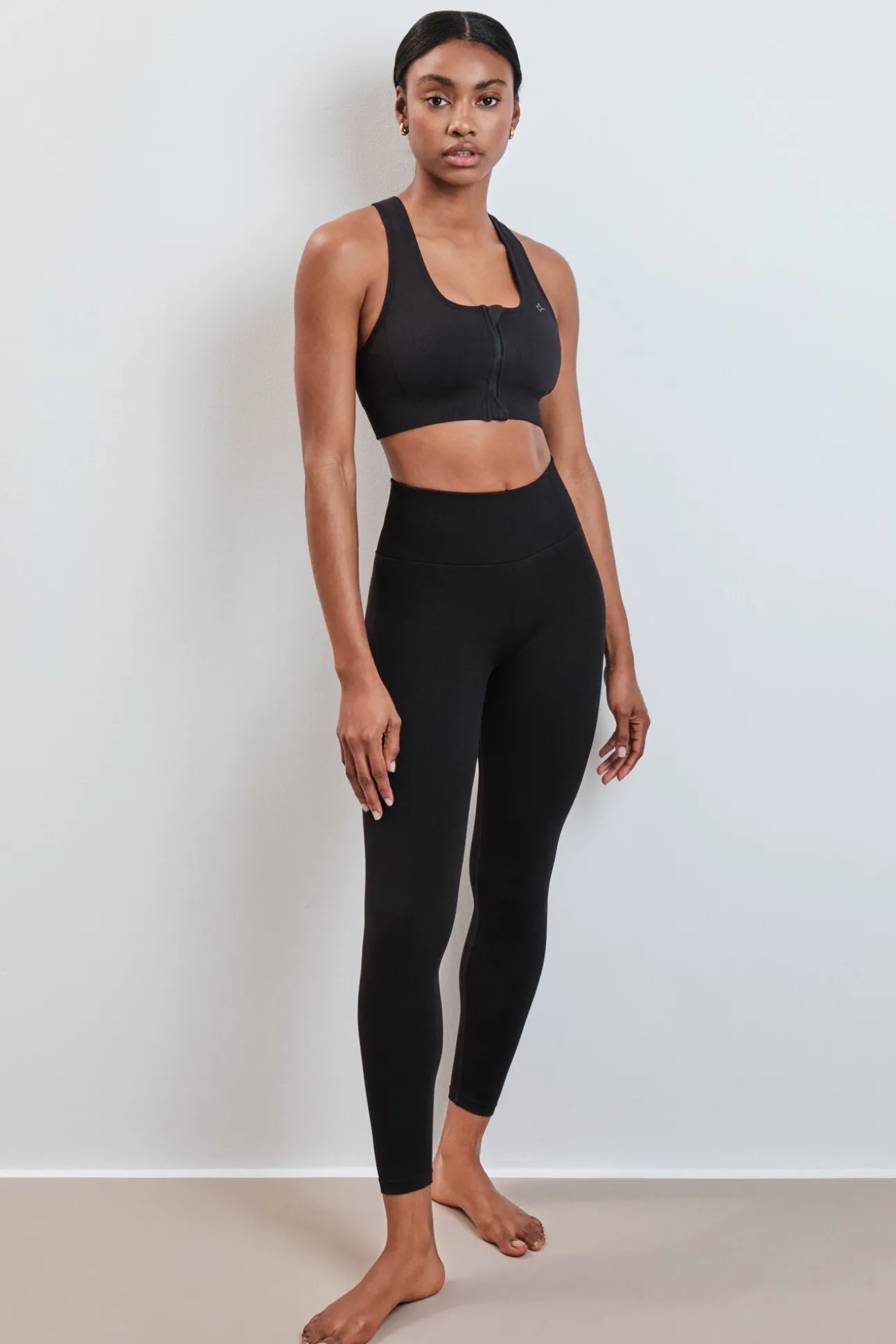 Soutien desportivo fecho-éclair central SEAMLESS FIT preto