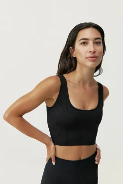 Soutien desportivo top Yami Black