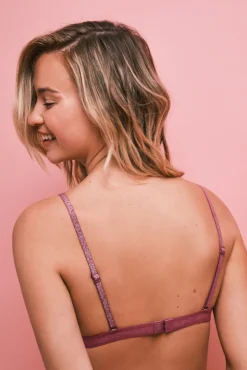 Soutien triangular com enchimento em renda rosa