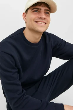 Sweatshirt básico com gola redonda