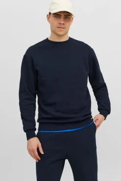 Sweatshirt básico com gola redonda