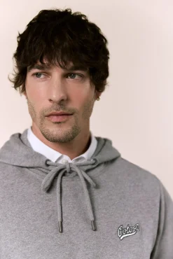 Sweatshirt com capuz