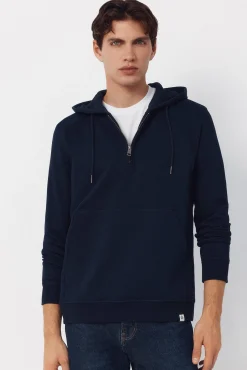Sweatshirt com capuz