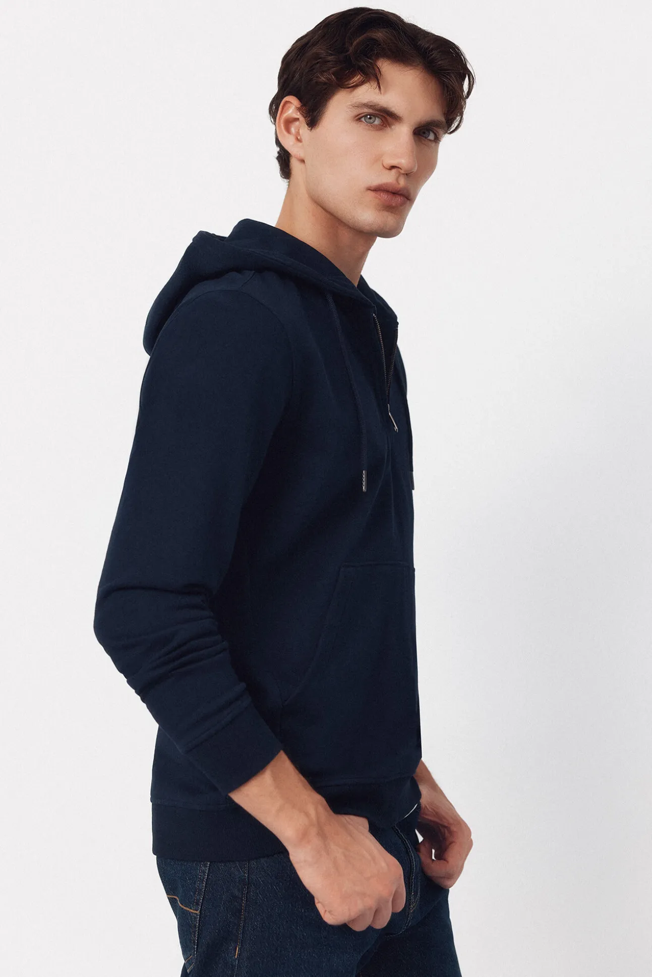 Sweatshirt com capuz