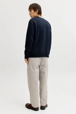 Sweatshirt gola redonda em felpa