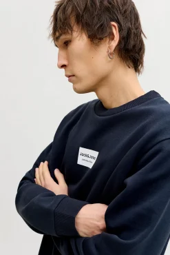 Sweatshirt gola redonda em felpa