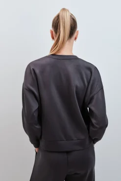 Sweatshirt college em modal cinza