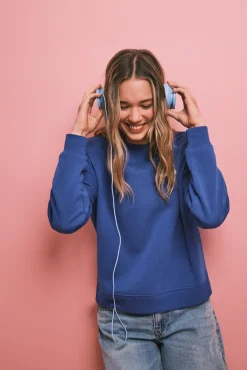 Sweatshirt de felpa com logo azul elétrico
