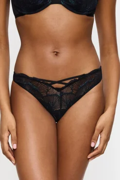 Tanga de renda