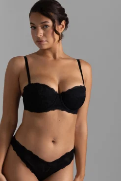 Tanga perfeita em renda