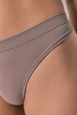 Tanga sem costura marrom