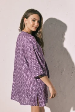 Túnica quimono curta estampada manchas