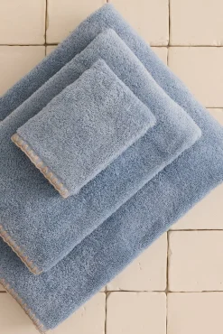 Toalha de banho pesponto decorativo