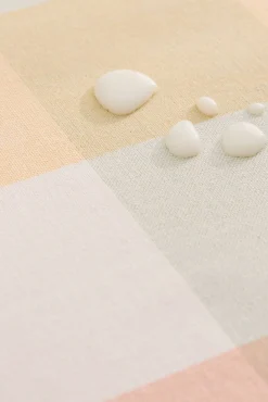 Toalha de mesa anti-manchas aos quadrados