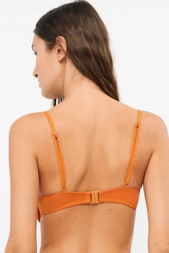 Top biquíni bandeau com copas removíveis