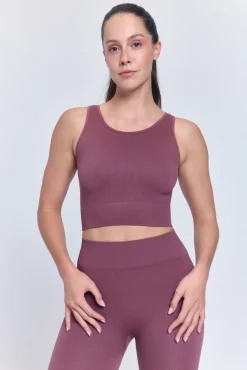Top crop desportivo sem costura