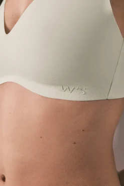 Top halter liso clean cut verde