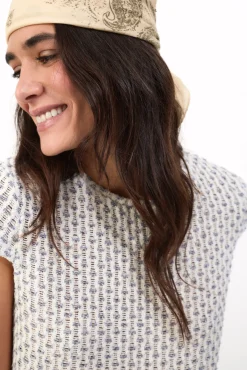 Top manga corta crochet