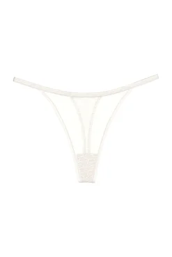 Triumph Signature Sheer String