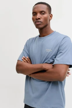 T-shirt básica com logo