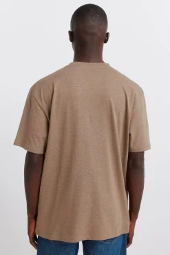T-shirt básica em viscose