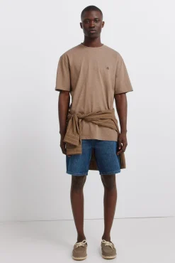 T-shirt básica em viscose