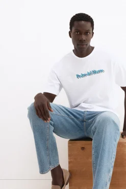 T-shirt com logo