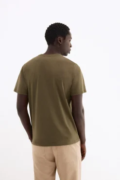 T-shirt com logo grande