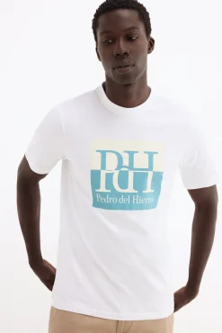 T-shirt com logo grande