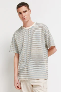 T-shirt com textura de riscas