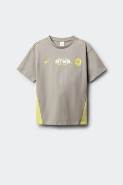 T-shirt de manga curta jogger para menino