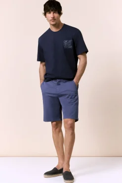T-shirt gráfica lavada