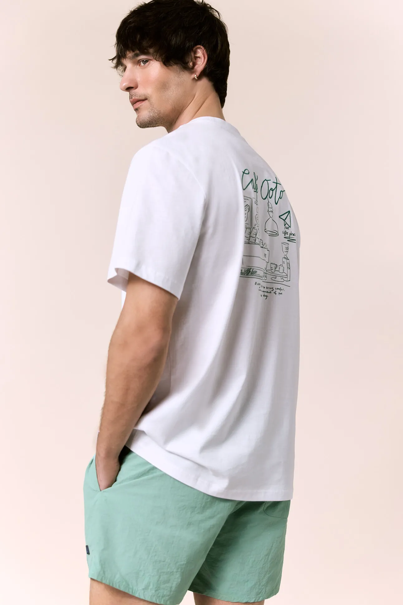 T-shirt gráfica lavada