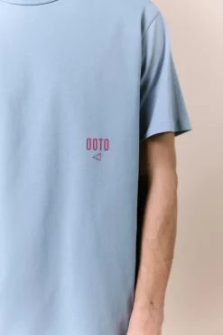 T-shirt lavada com logo