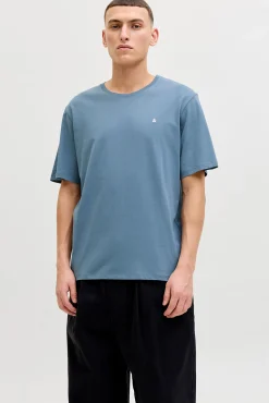 T-shirt regular bordada