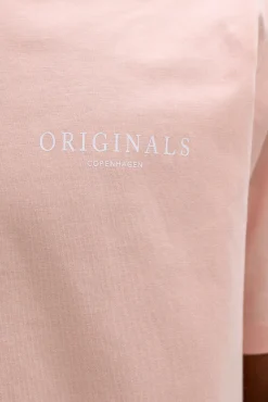 T-shirt regular com estampado nas costas