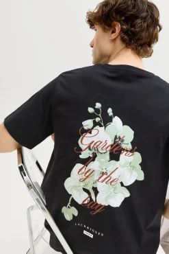 T-shirt relaxed com estampado nas costas