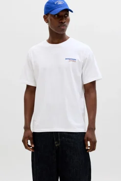 T-shirt relaxed com estampado nas costas