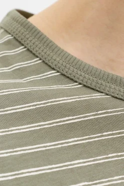 T-shirt relaxed fit às riscas