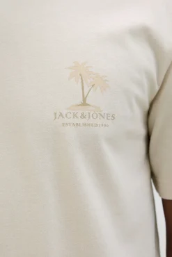 T-shirt slim com estampado nas costas