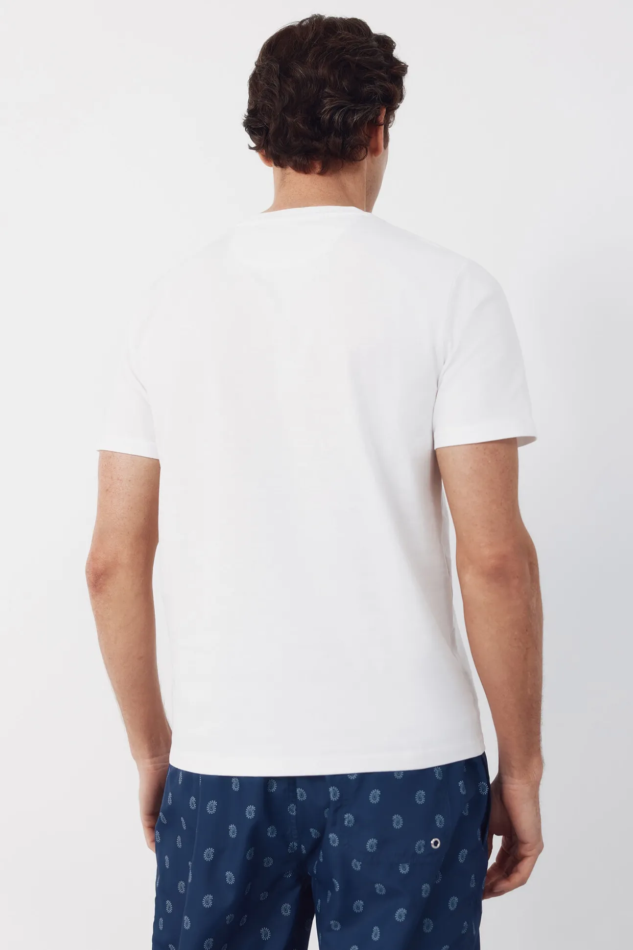 T-shirt bordada